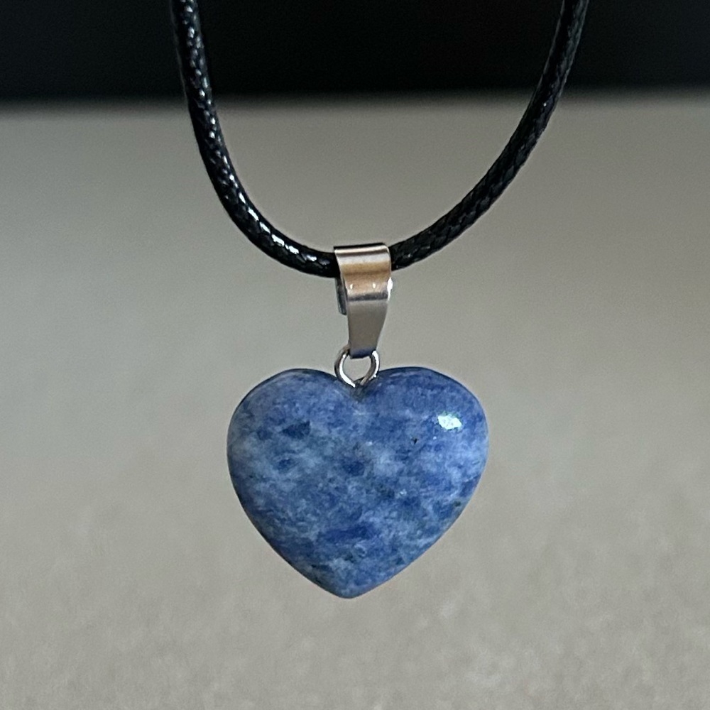 Sleek Blue Heart Necklace - Picture 2 of 4